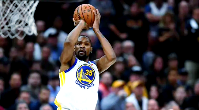 关于传奇巨星再创奇迹，刷新篮球领域记录的信息