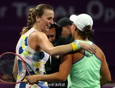  科维托娃巅峰对决，Rookie与30激战拜仁分钟，问鼎冠军胜负难料！